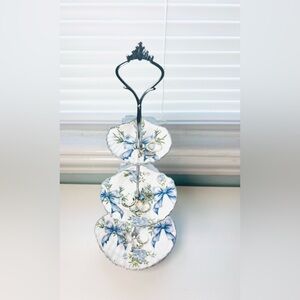 Handmade 3 Tier Scallop Shell Jewelry Stand With Blue Bow Decoupage design